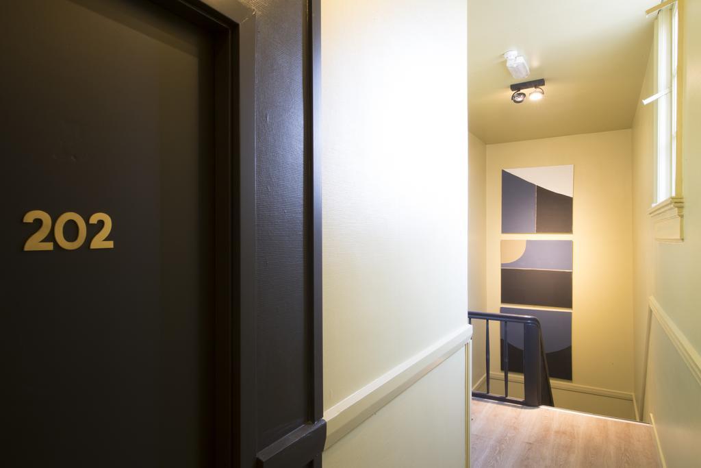 Hotel Raecks Haarlem Bagian luar foto