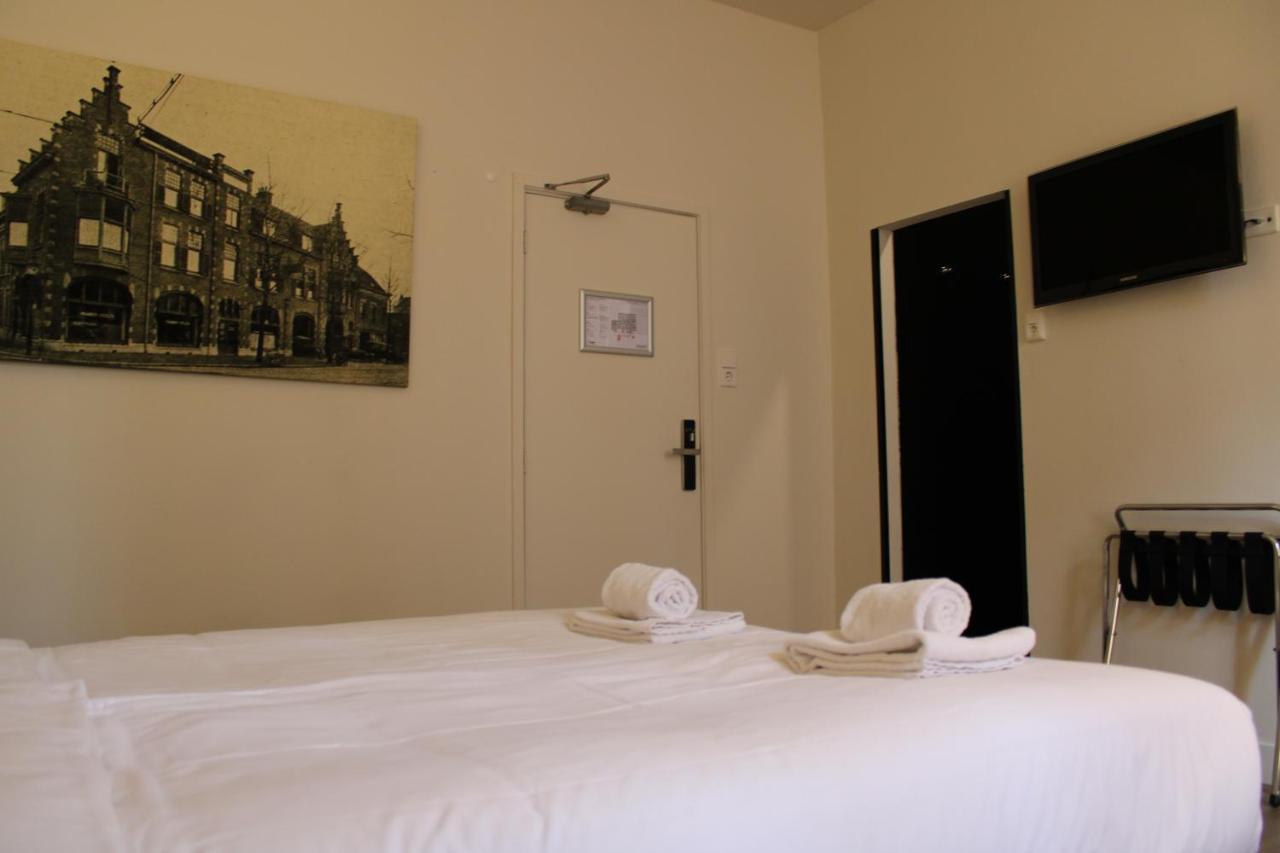 Hotel Raecks Haarlem Bagian luar foto