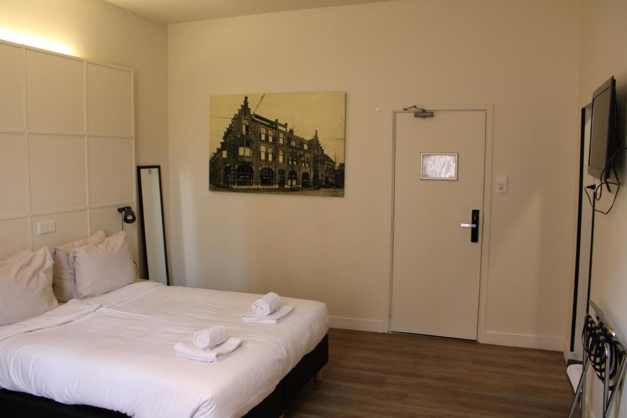 Hotel Raecks Haarlem Bagian luar foto